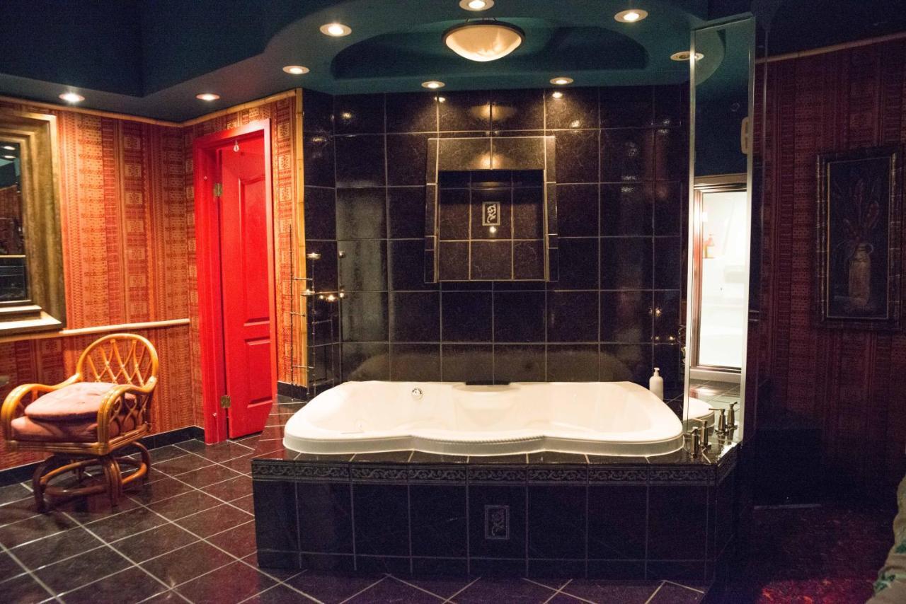 Hotel Mariaggi's Theme & 4*